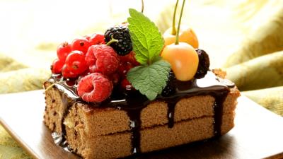 Cake chocolate frosting berries cherries raspberries currants blackberries mint sweet dessert 4k wallpaper
