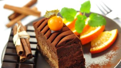 Cake cinnamon citrus decoration 4k wallpaper