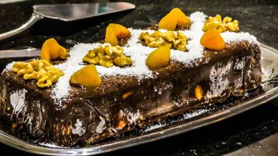 Cake dessert sprinkling nuts 4k wallpaper