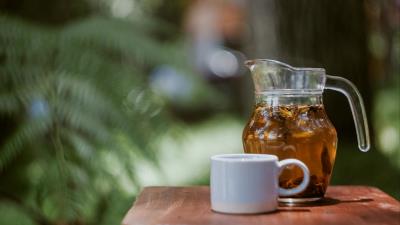 Carafe cup drink 4k wallpaper