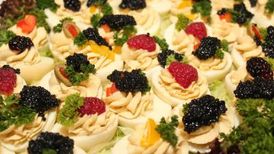 Caviar egg buffet style raspberries 4k wallpaper