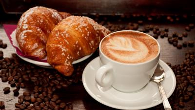 Coffee cappuccino croissant 4k wallpaper