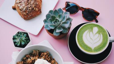 Coffee glasses flower table 4k wallpaper