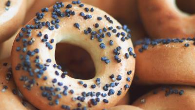 Donuts sprinkling baking 4k wallpaper