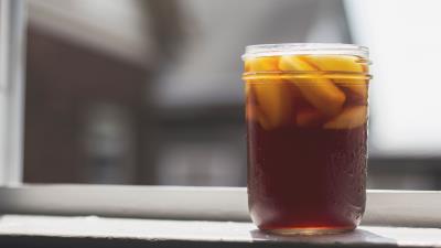 Drink fruit cold glass drops 4k wallpaper