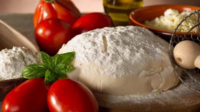 Flour dough tomatoes table board 4k wallpaper