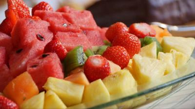 Fruit watermelon kiwi strawberry pineapple salad 4k wallpaper