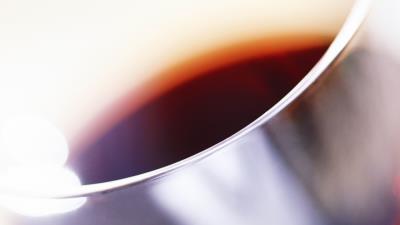 Glass wine close up 4k wallpaper
