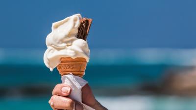 Ice cream cream waffle cup 4k wallpaper