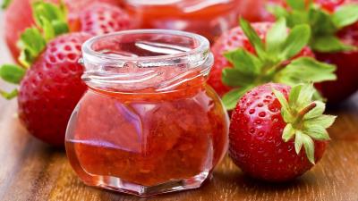 Jam strawberry bank 4k wallpaper