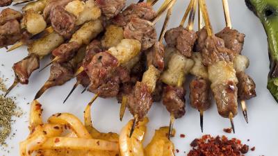 Kebabs rods plate spice 4k wallpaper