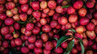 Lychees fruits berries 4k wallpaper