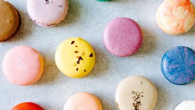 Macaroni dessert cake image 4k wallpaper