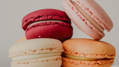 Macaroons cookies dessert 4k wallpaper