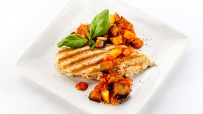 Meat chop vegetables plate leaves powder 4k wallpaper