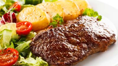 Meat dish close up salad potatoes 4k wallpaper
