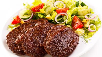 Meatballs salad plate three greens 4k wallpaper