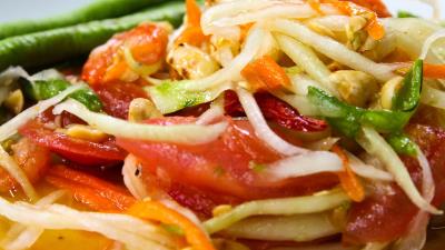 Pasta entree food vegetables herbs close up 4k wallpaper