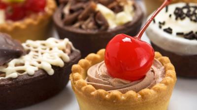 Pastries pies cakes chocolate cherry 4k wallpaper