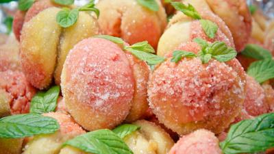 Peach marzipan praline 4k wallpaper