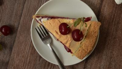 Pie cherry pastries 4k wallpaper