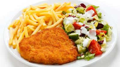 Potatoes chicken lettuce mayonnaise plate white background 4k wallpaper