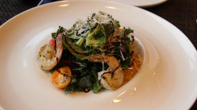 Prawns sauce cheese salad 4k wallpaper