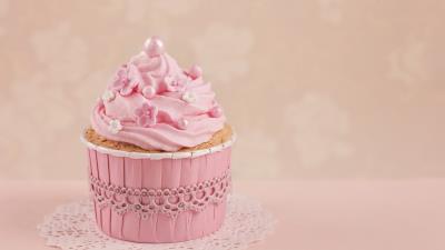pink cupcake py 4k wallpaper