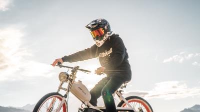 Bicycle bike man 4k wallpaper