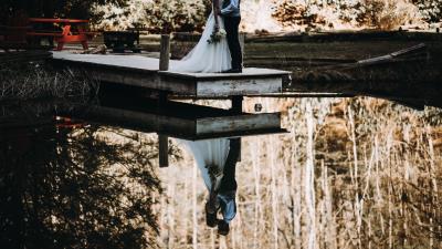 Couple newlyweds love 4k wallpaper