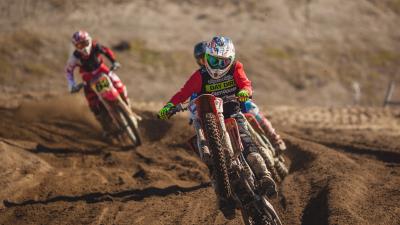 Dirt bike motorcycle dirt racing 4k wallpaper