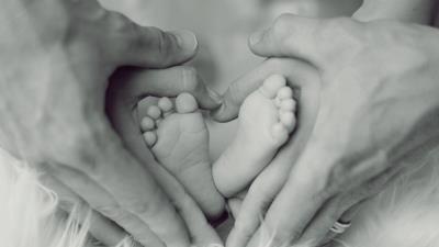 Family hands love 4k wallpaper