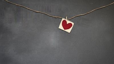 Heart red napkin 4k wallpaper