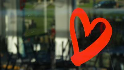 Heart symbol inscription 4k wallpaper