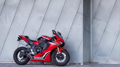 Honda motorcycle bike image 4k wallpaper