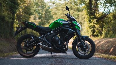 Kawasaki er6n kawasaki bike 4k wallpaper