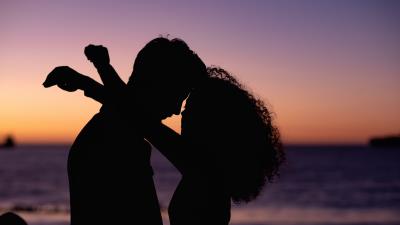 Love couple silhouette 4k wallpaper