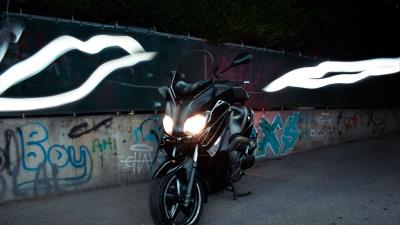 Motorcycle bike headlights 4k wallpaper
