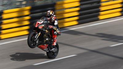 Motorcycle bike motorcyclist 4k wallpaper