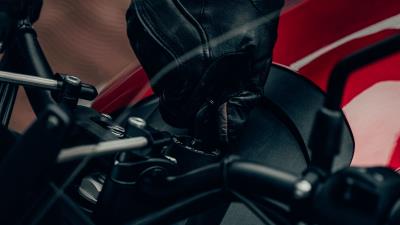 Motorcycle key glove 4k wallpaper