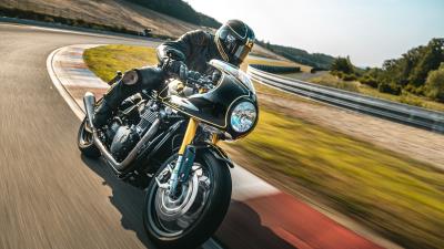 Motorcycle motorcyclist bike 4k wallpaper