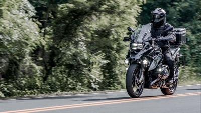 Motorcycle motorcyclist helmet img 4k wallpaper