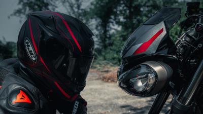 Motorcycle motorcyclist helmet wall 4k wallpaper