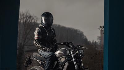 Motorcyclist helmet motorcycle photo 4k wallpaper