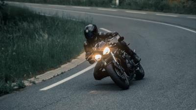 Motorcyclist motorcycle helmet img 4k wallpaper