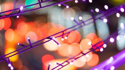 Garland glare bokeh 4k wallpaper