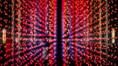 Light bulbs garlands illumination 4k wallpaper