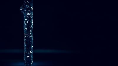 Water jet bubbles 4k wallpaper