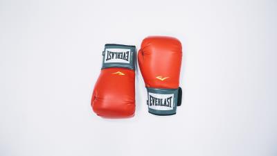Boxing gloves boxing sports 4k wallpaper