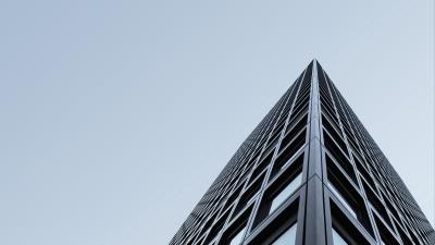 Building angle bottom view 4k wallpaper